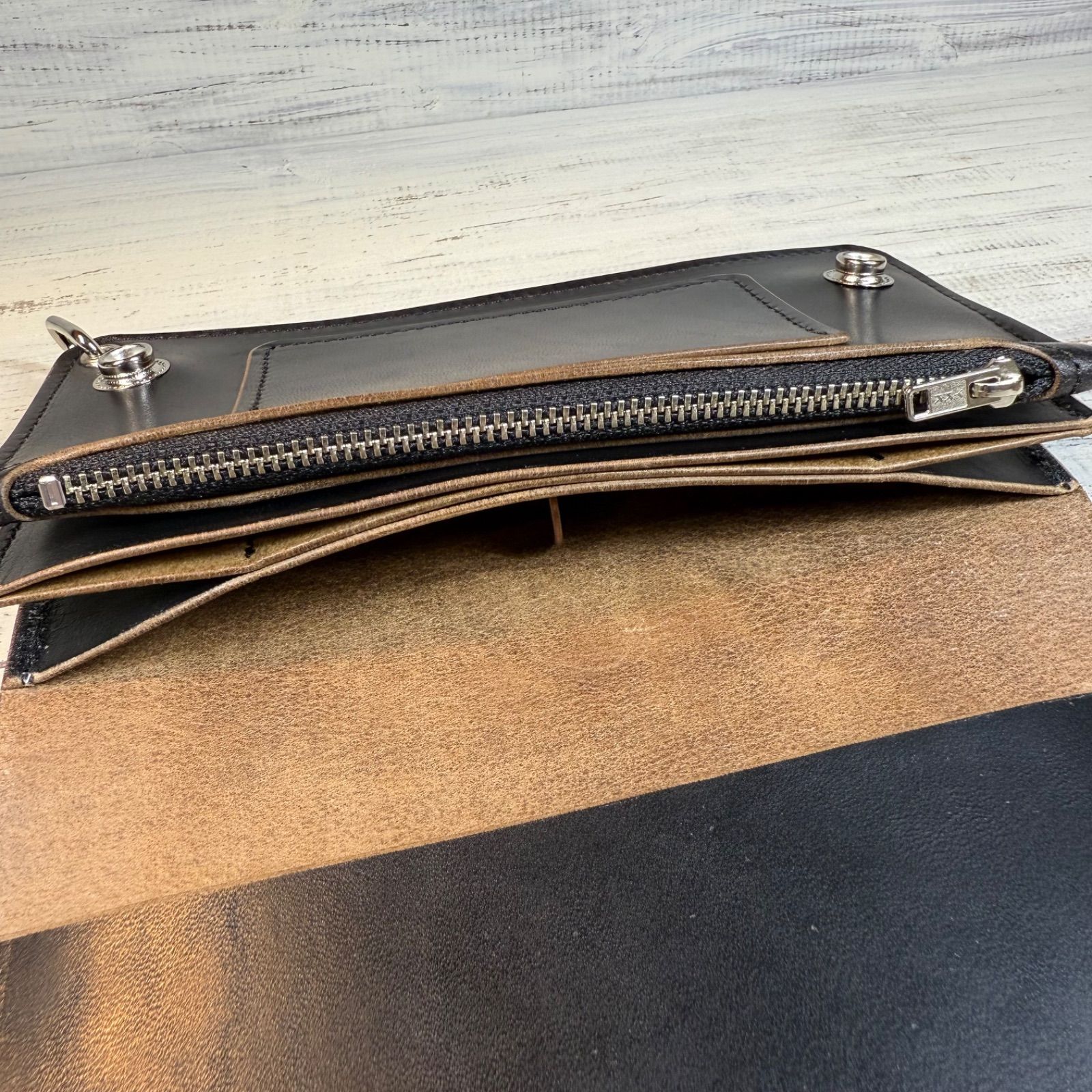 トラッカーウォレット ロング 3層】ホースバット シルバー YKK - メルカリ