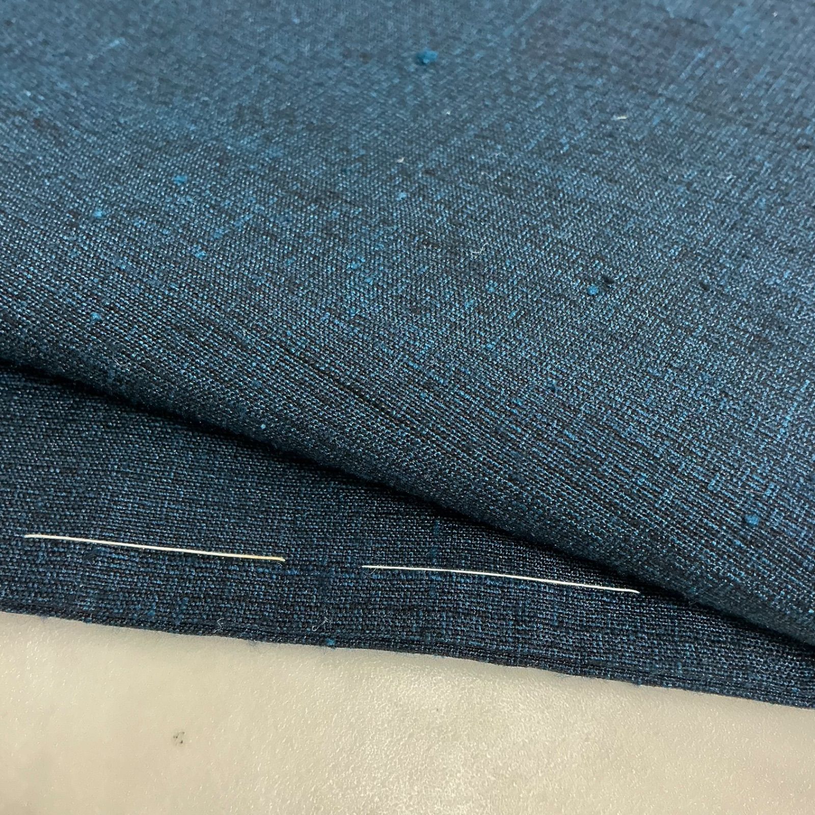 kimomo+one＊男前屋＊未使用同然＊男着物＊袷＊十日町紬＊仕付け糸付き