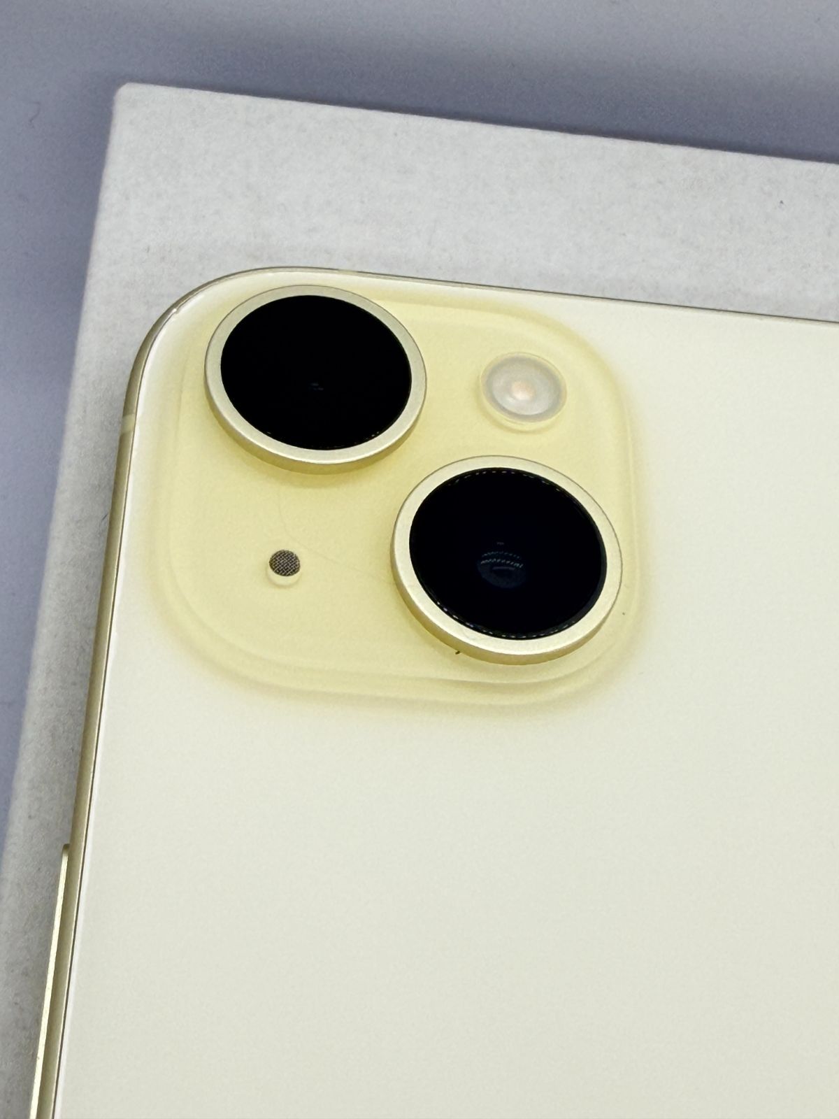 BT100%】iPhone 15 128GB イエロー DOCOMO SIMロック解除済 #132