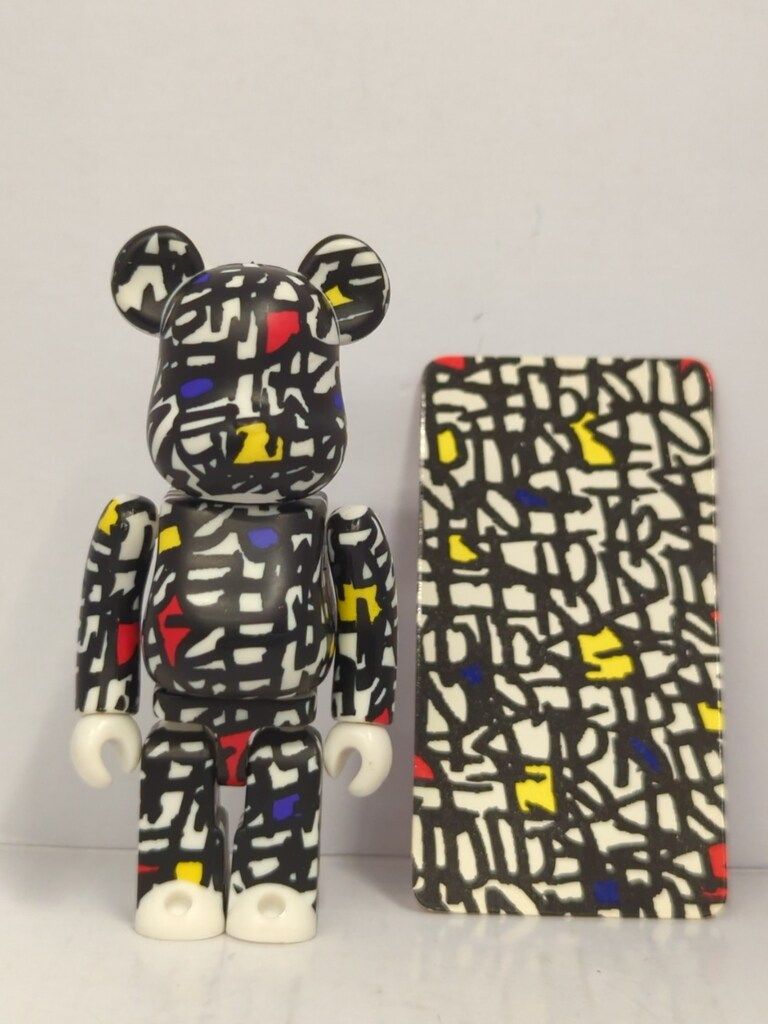 MEDICOMTOY BE@RBRICK ARTIST ERIC HAZE 100% シリーズ21 - メルカリ