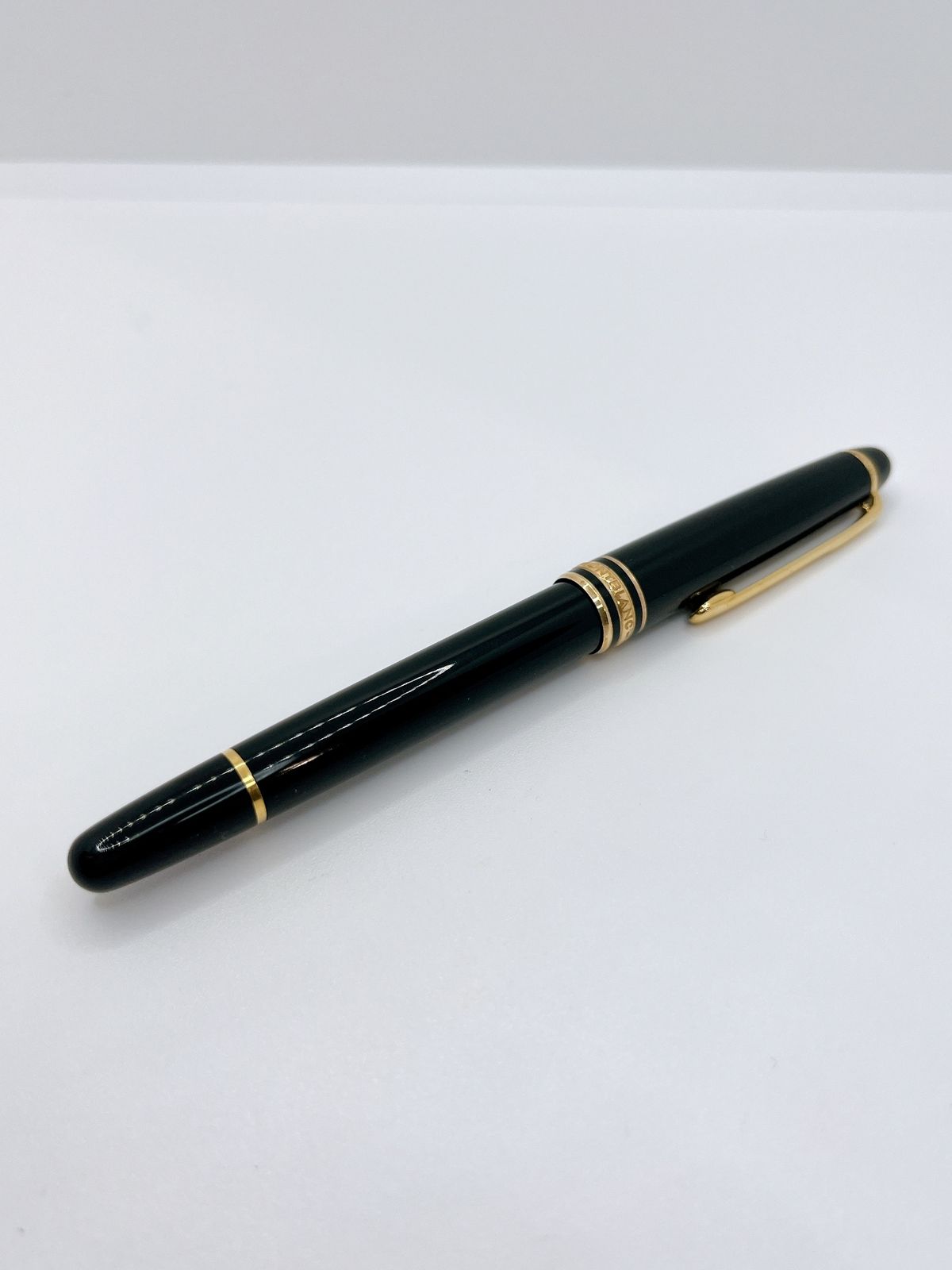 MONTBLANC/モンブラン Meisterstuck/マイスターシュテュック 万年筆 ブラック/ゴールド 14K/585 4810 KH054 MONTBLANC/モンブラン Meisterstuck/マイスターシュテュック 万年筆