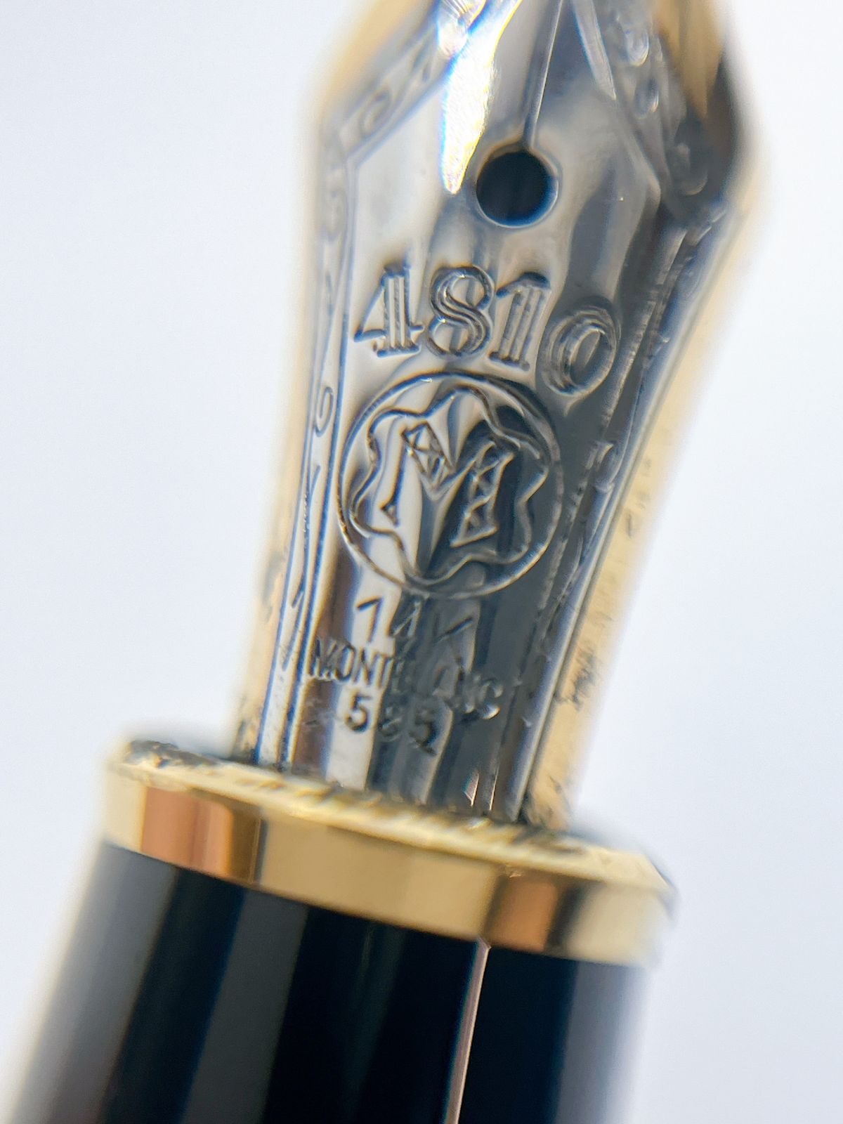 MONTBLANC/モンブラン Meisterstuck/マイスターシュテュック 万年筆 ブラック/ゴールド 14K/585 4810 KH054 MONTBLANC/モンブラン Meisterstuck/マイスターシュテュック 万年筆