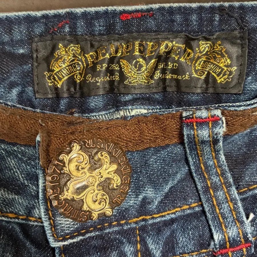 RED PEPPER(レッドペッパー)フレアデニムパンツ刺繍スタッズローライズ