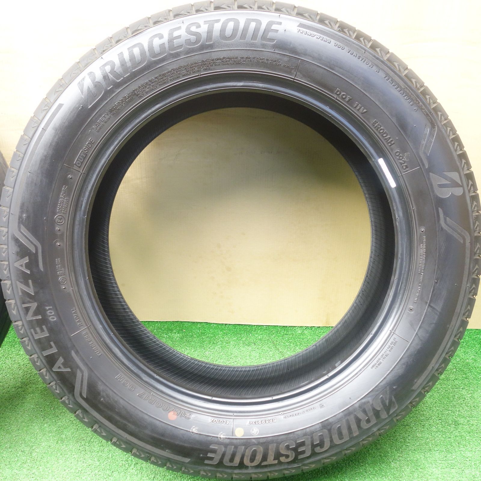 バリ溝！25年！9.5分☆215/60R17 ブリヂストン アレンザ 001 ALENZA