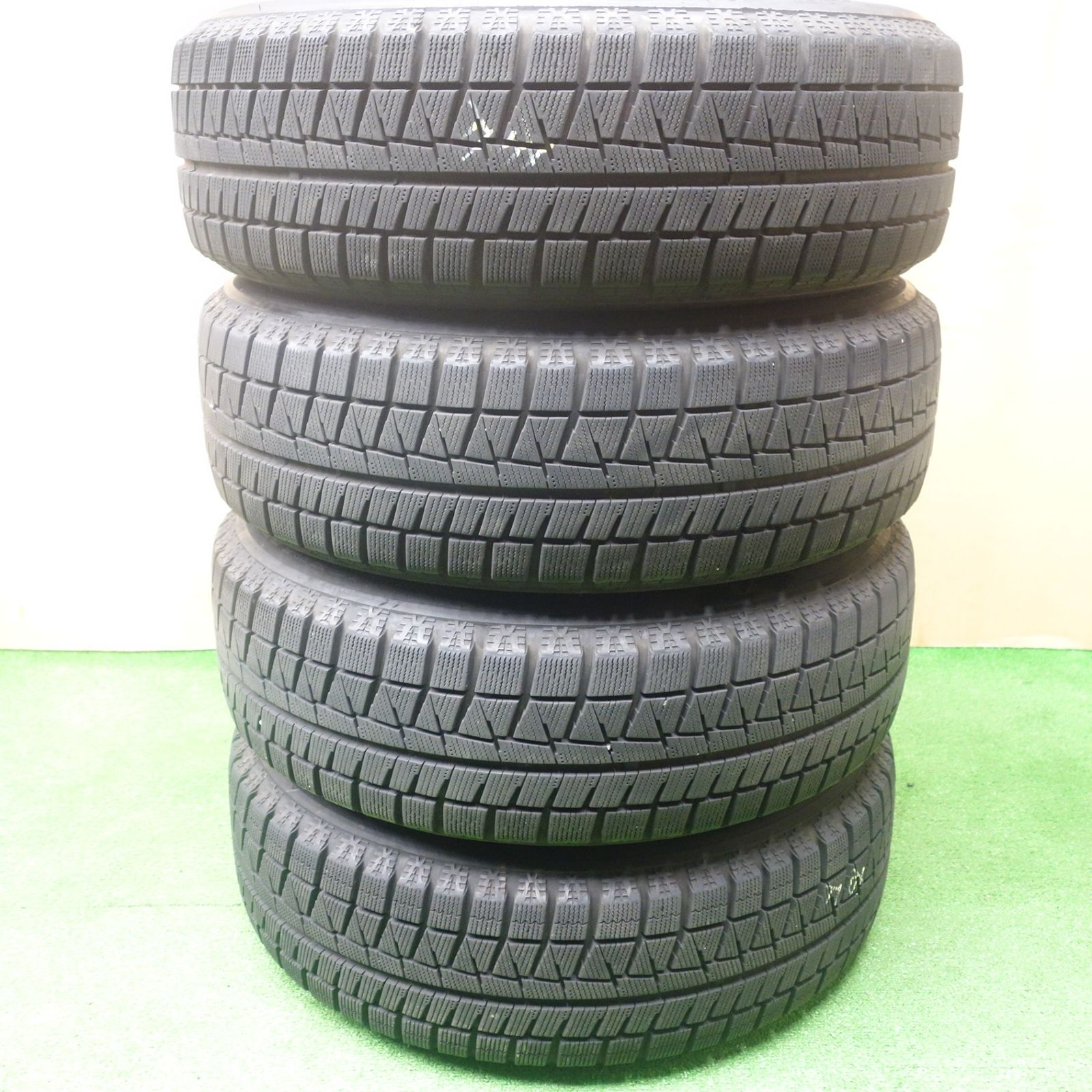 バリ溝！24年！9.5分☆スタッドレス 195/65R15 ブリヂストン アイス 