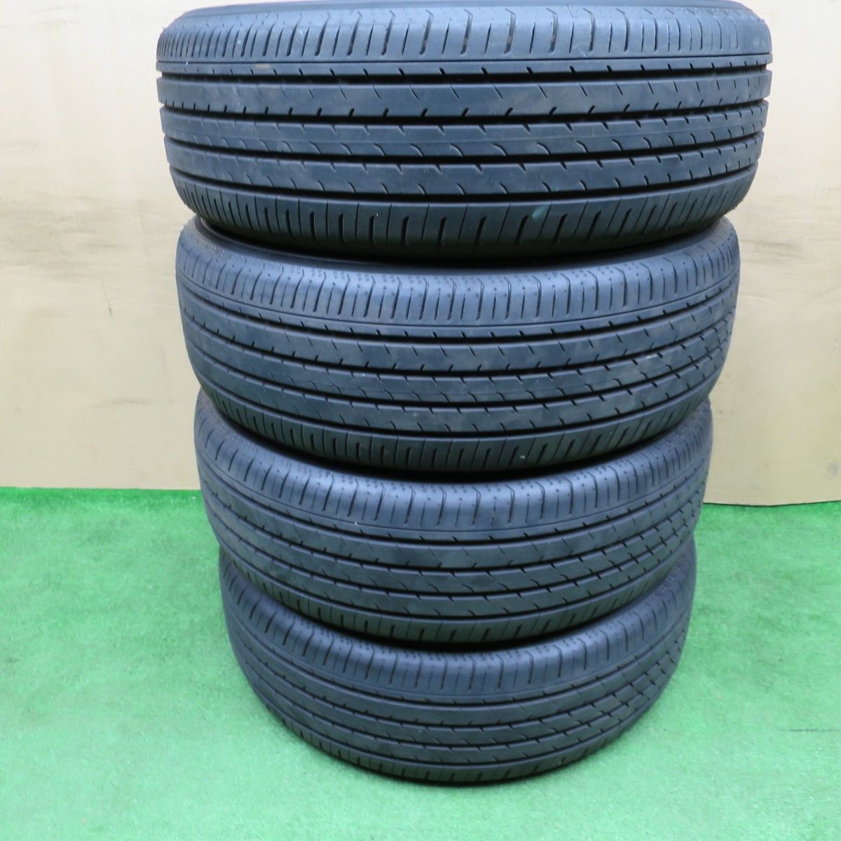 バリ溝！25年！9.5分☆225/60R18 ヨコハマ アドバン V03 タイヤ 18