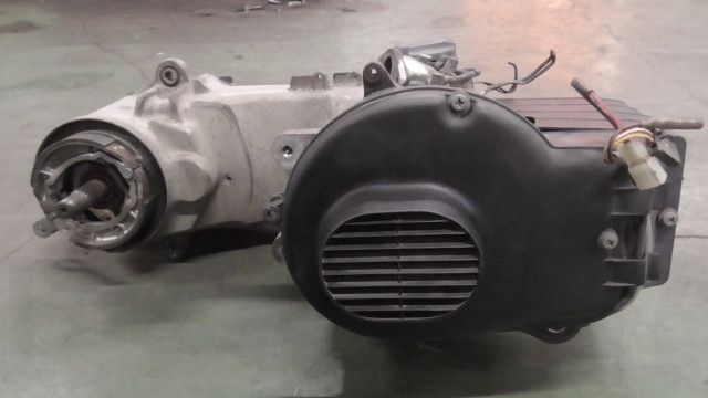 アドレスV100 CE11A-196xxx の エンジン:#1769481382 - メルカリ