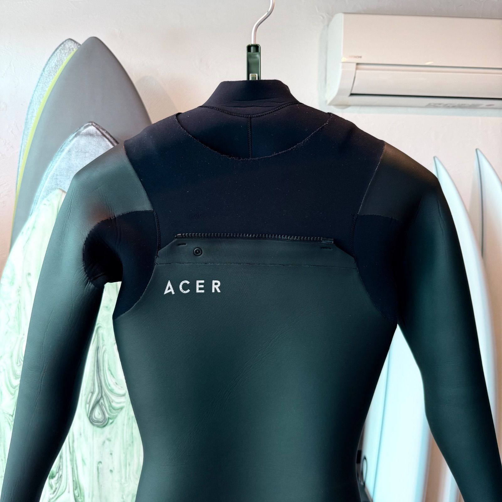 ACER セミドライ ウエットスーツ 5×3mm 中古 ウエットスーツ セミドライ 5×3mm ACER エイサー ML相当 170cm