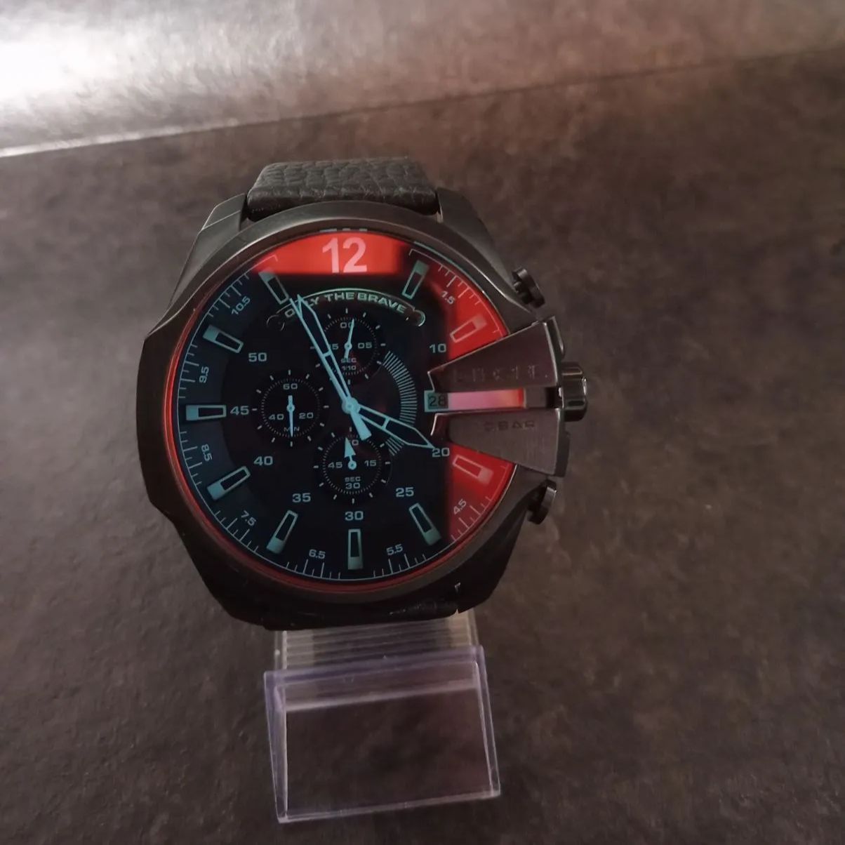 DIESEL(ディーゼル) 人気 腕時計 DZ-4323 メガチーフ クロノグラフ