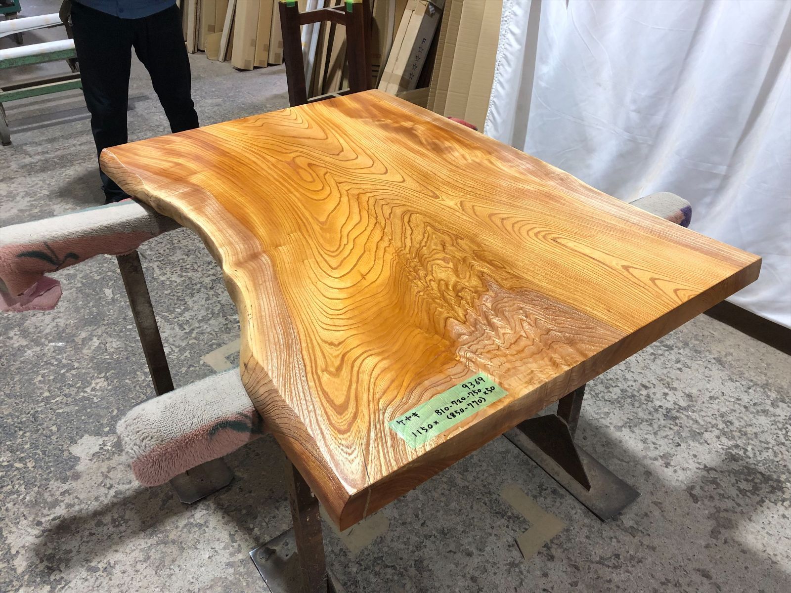 ケヤキ9369 欅 一枚板無垢 乾燥材 1150x810-720-750x50mm ローテーブル
