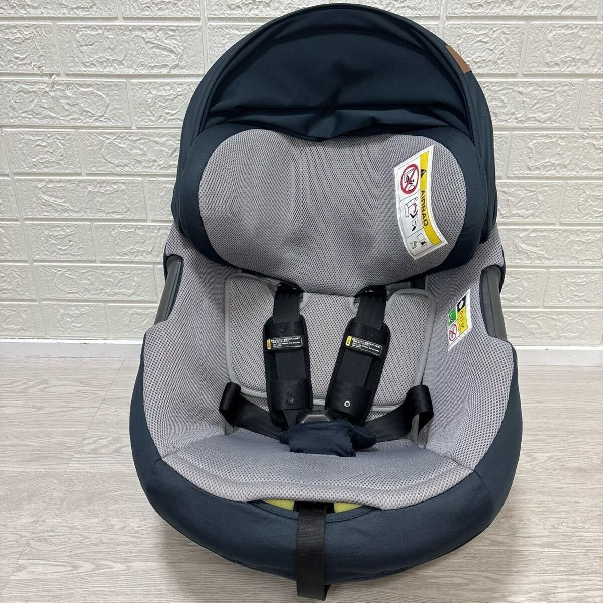 即決 【送料無料】combi コンビ THE S Air ZA-670 チャイルドシート
