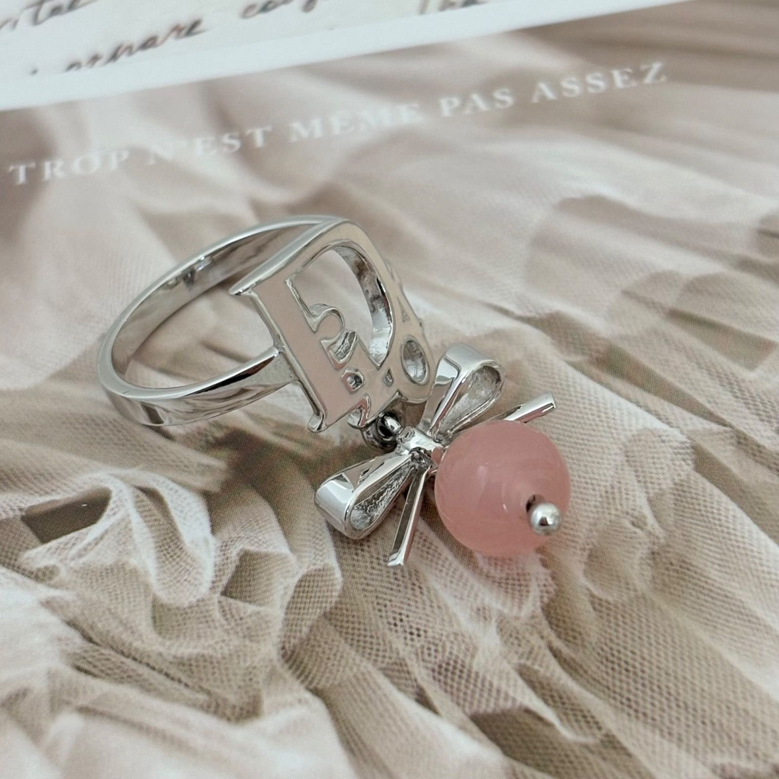 箱付き】【未使用品】クリスチャンディオール リング リボンモチーフ