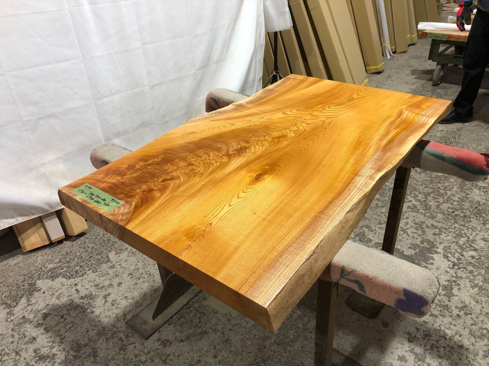 ケヤキ9370 欅 一枚板無垢 乾燥材 1170x690-720-690x60mm ローテーブル