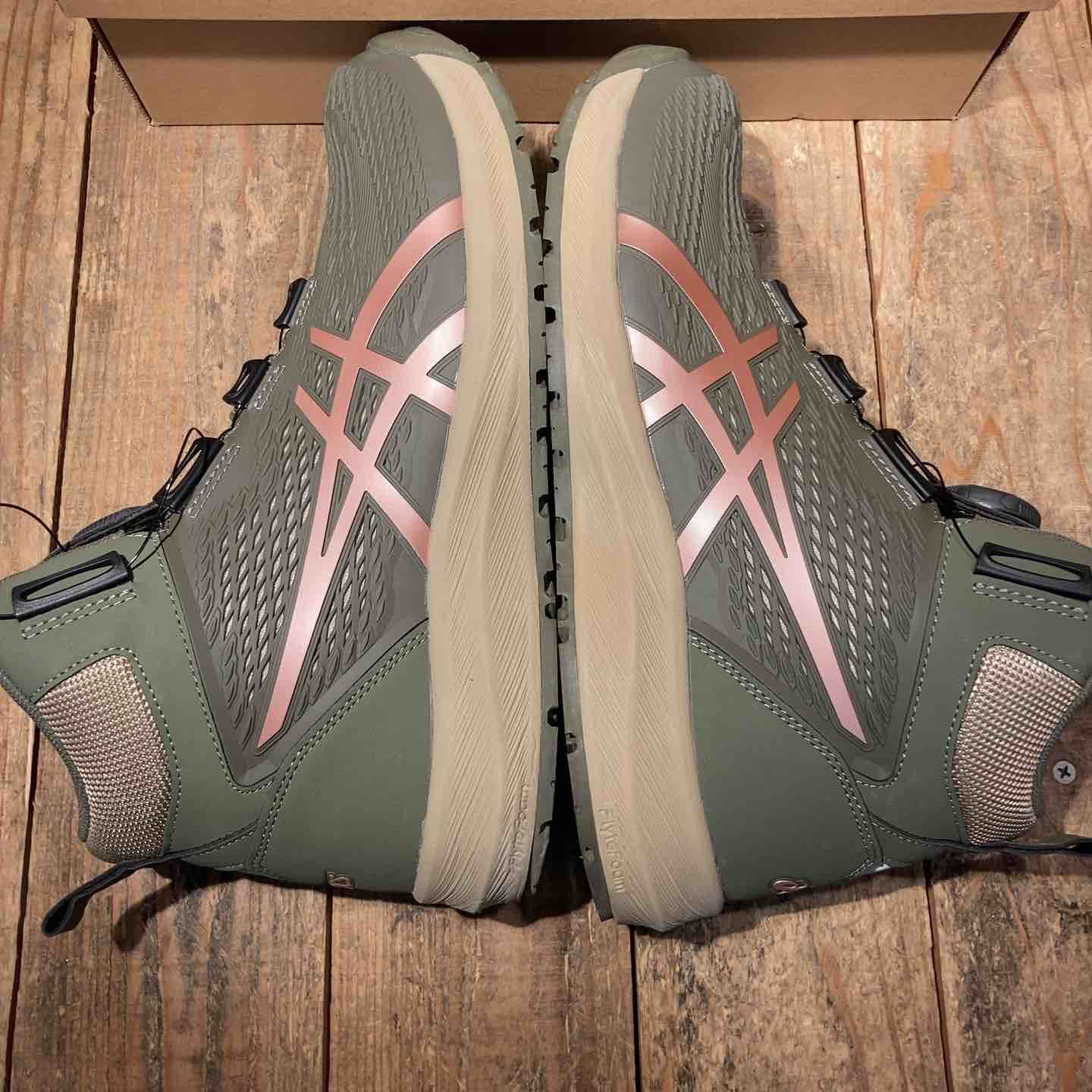 中古極美品】◇[アシックス] 安全靴 ウィンジョブ CP122 BOA マントル