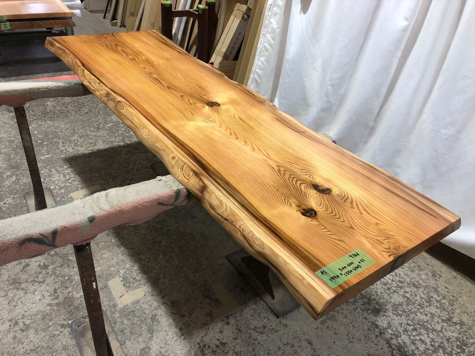 杉9366 一枚板無垢 1990x500-600x51mm 乾燥材 センターテーブル