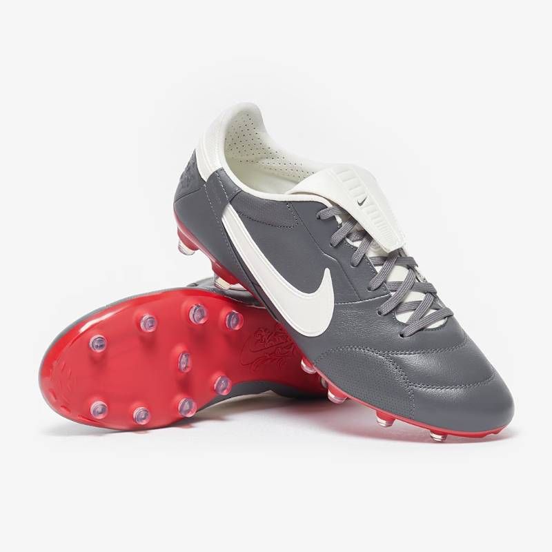 送料無料・匿名配送】Nike ナイキ サッカースパイク Nike The Premier