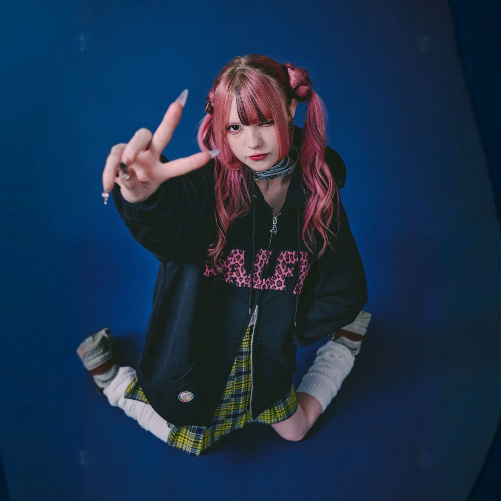 新作//【GALFY/ガルフィー：ばーばの切り貼りリメイクパーカー