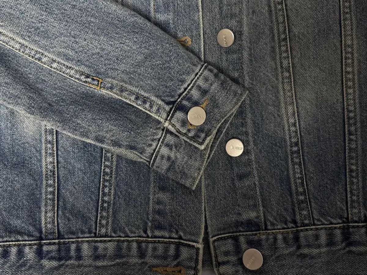 BLACKUP スイテン ウォッシュ デニムジャケット m 出品 - メルカリ