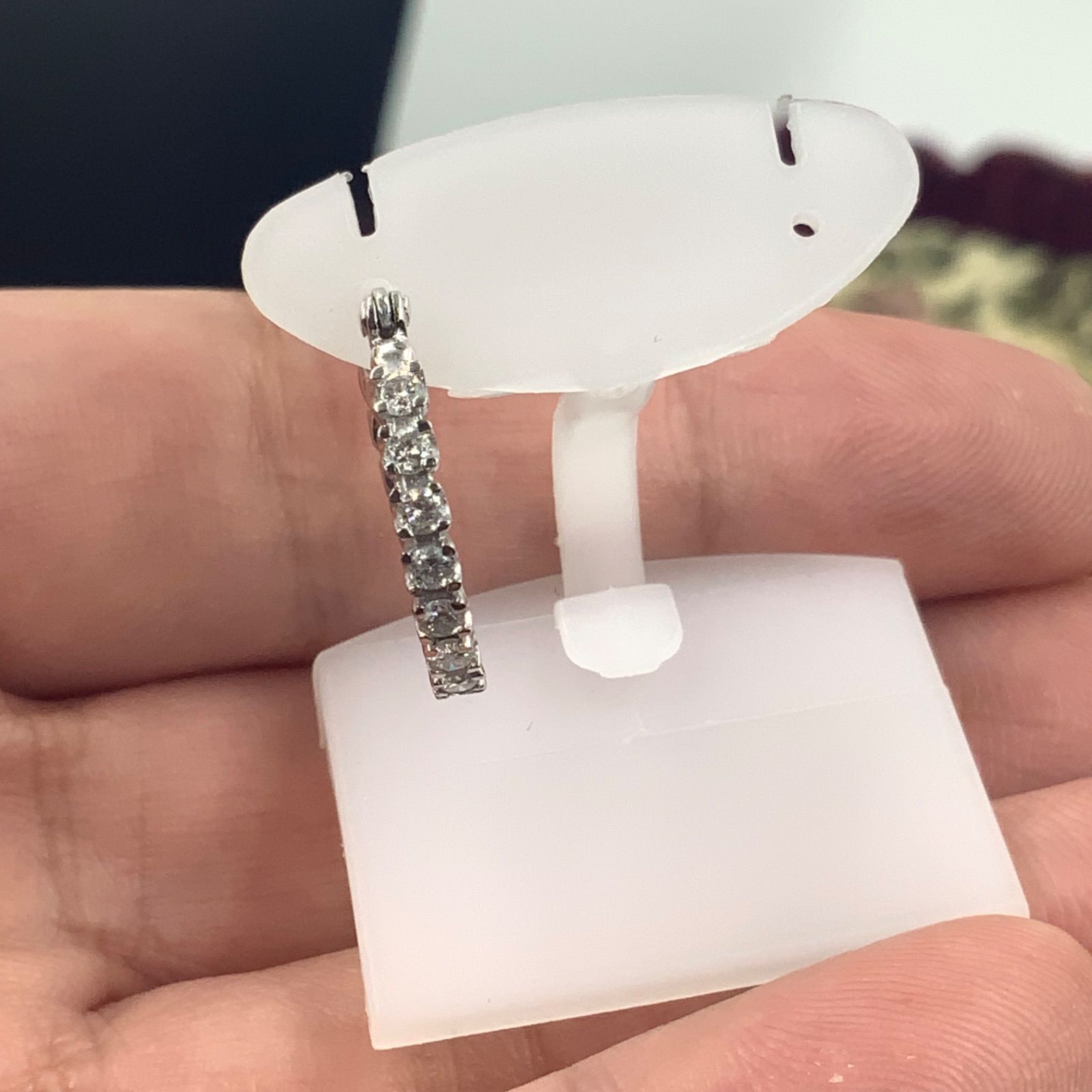 Pt900 ダイヤフープピアス 0.5ct 2.2g - メルカリ