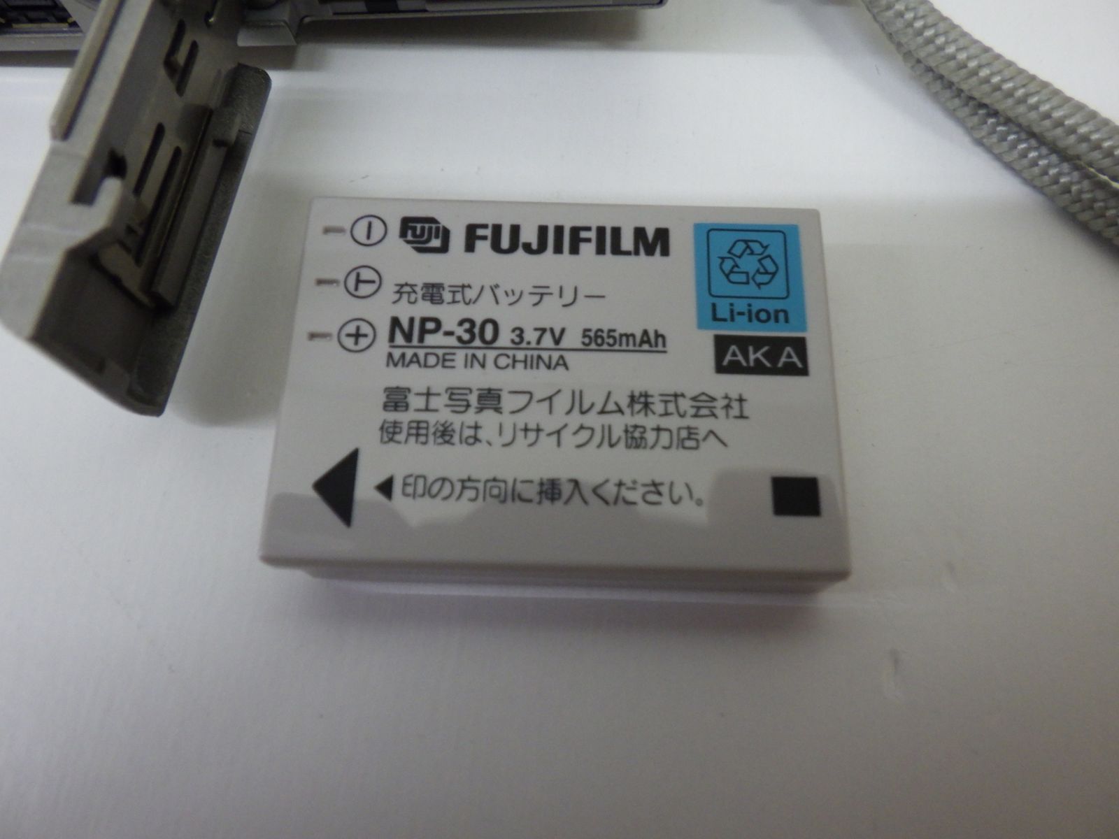 デジカメ 富士フィルム FUJIFILM FinePix F450 コンパクトデジタル