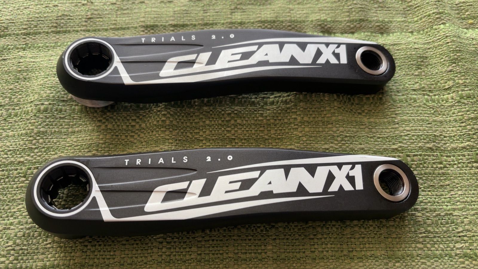 クランク CLEAN 160mm （ISIS） 曲げ角度少し注意 - メルカリ