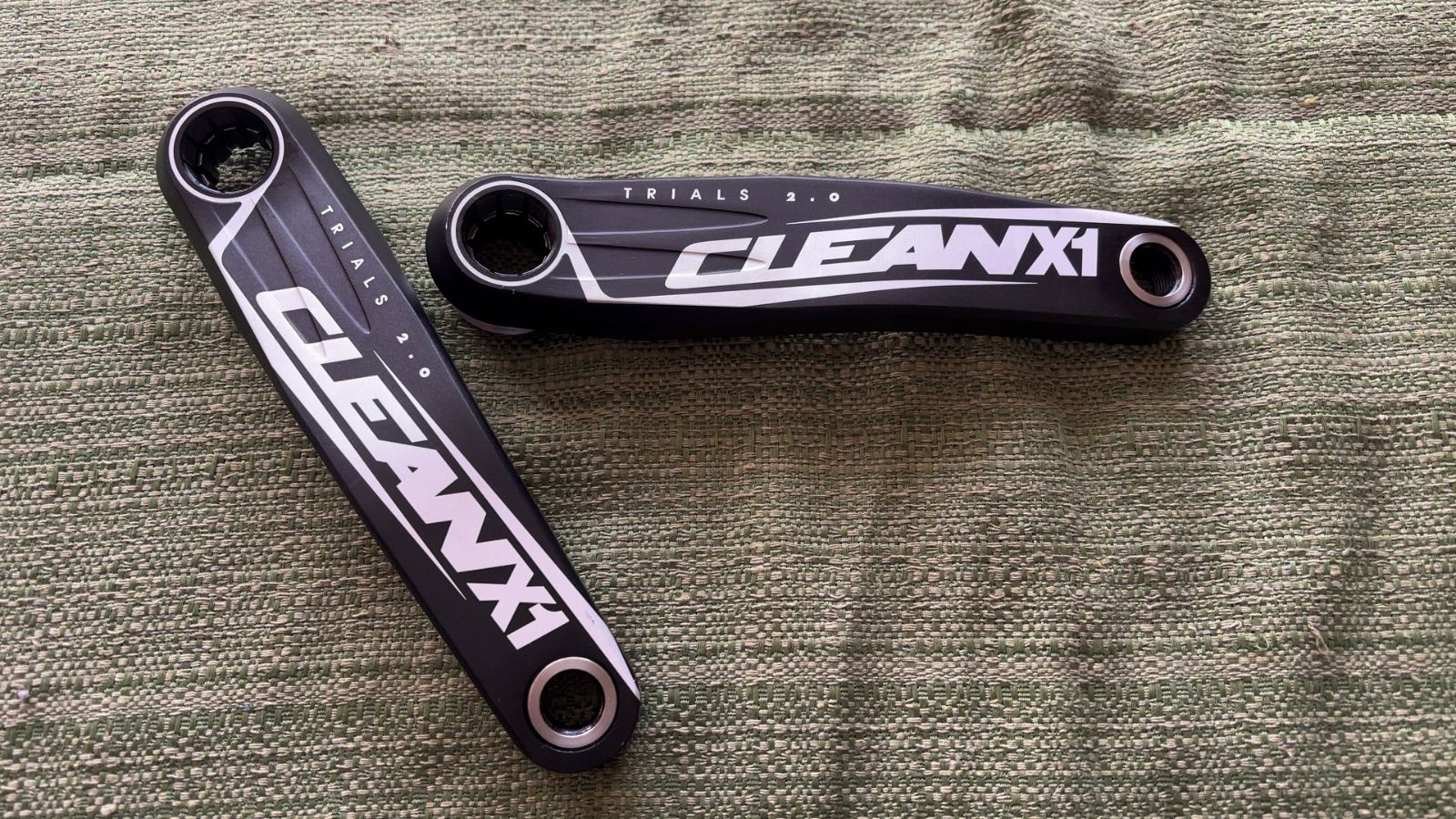 クランク CLEAN 160mm （ISIS） 曲げ角度少し注意 - メルカリ