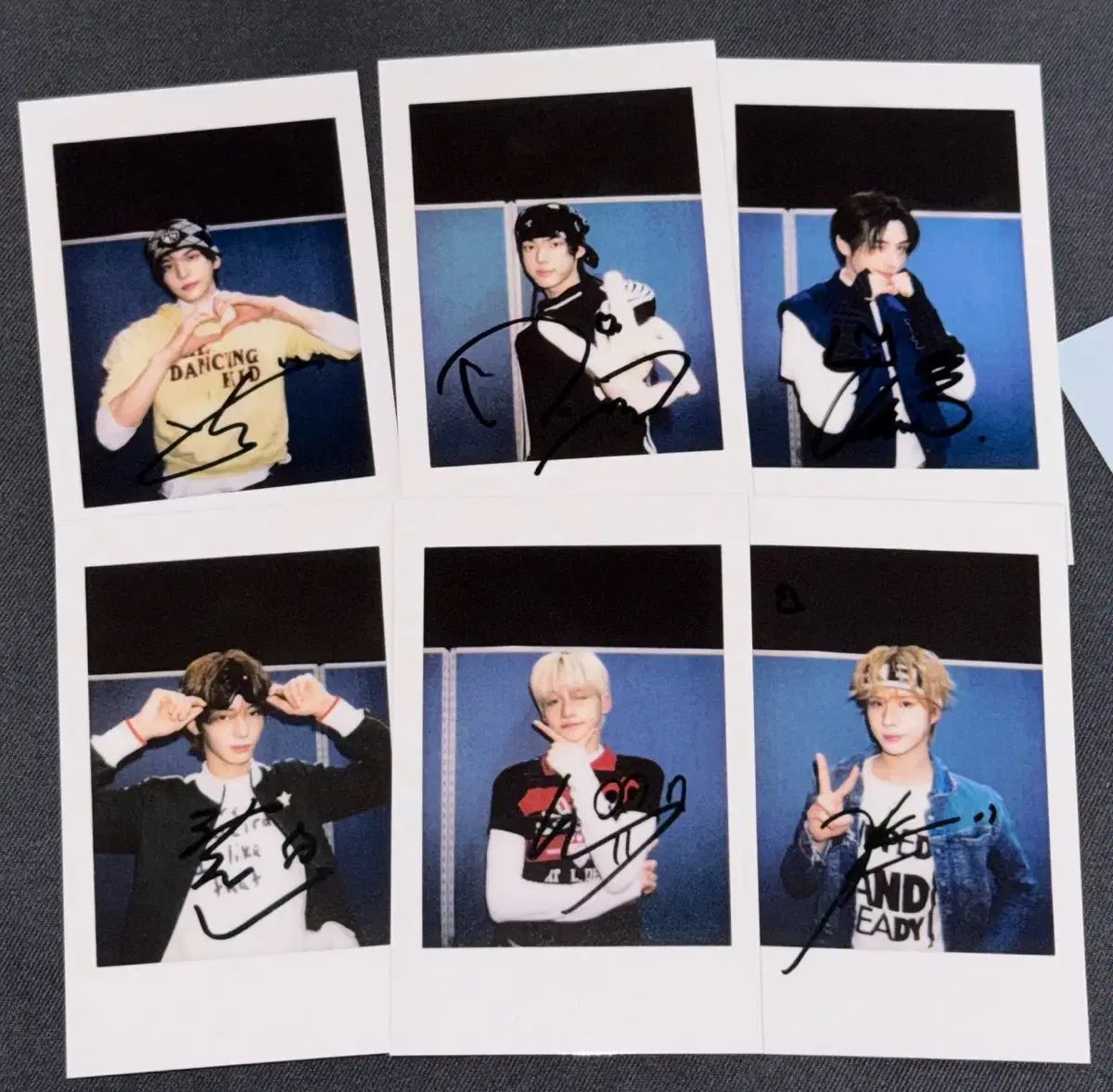 ツアー YIZHIYU（一直娱） ベイ（BAE・ジンソル） サイン入り