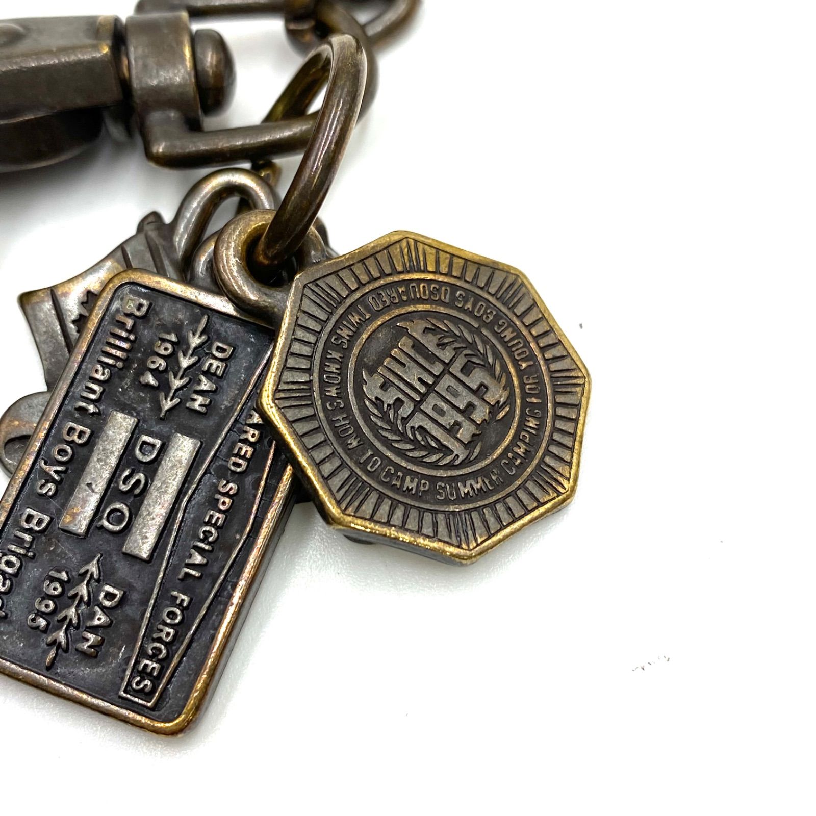 ディースクエアード ウォレットチェーン マルチチャーム DSQUARED2