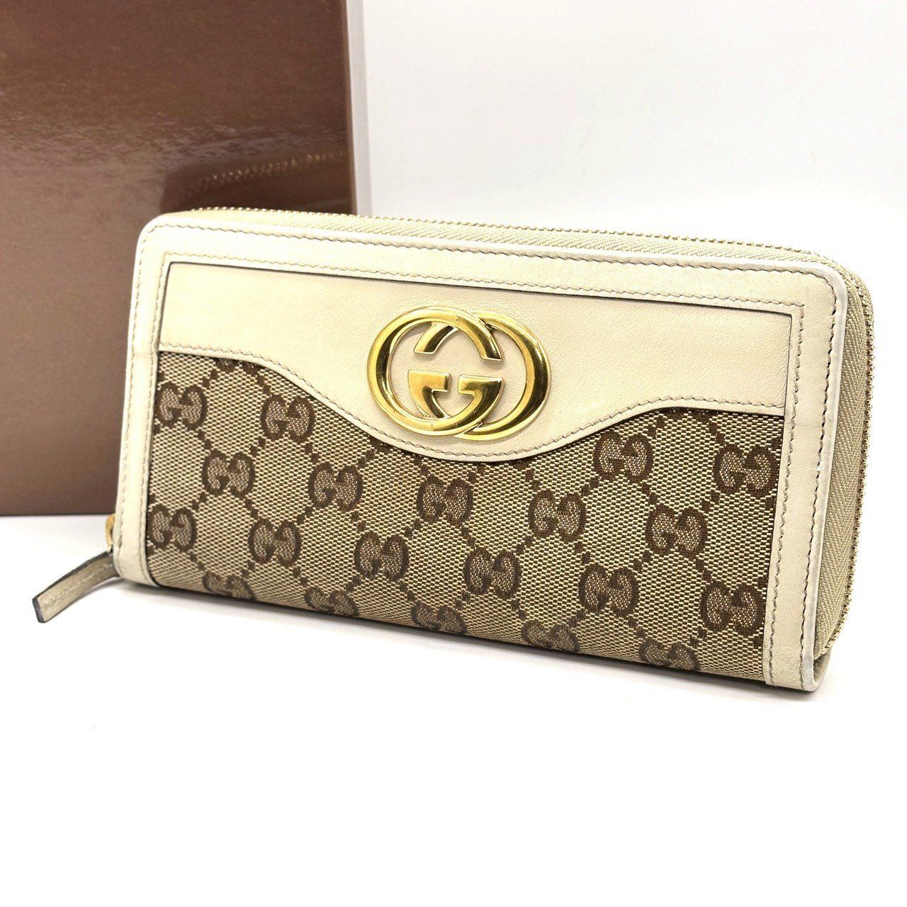 上品さが続く定番配色】 GUCCI 長財布 ラウンドファスナー GG