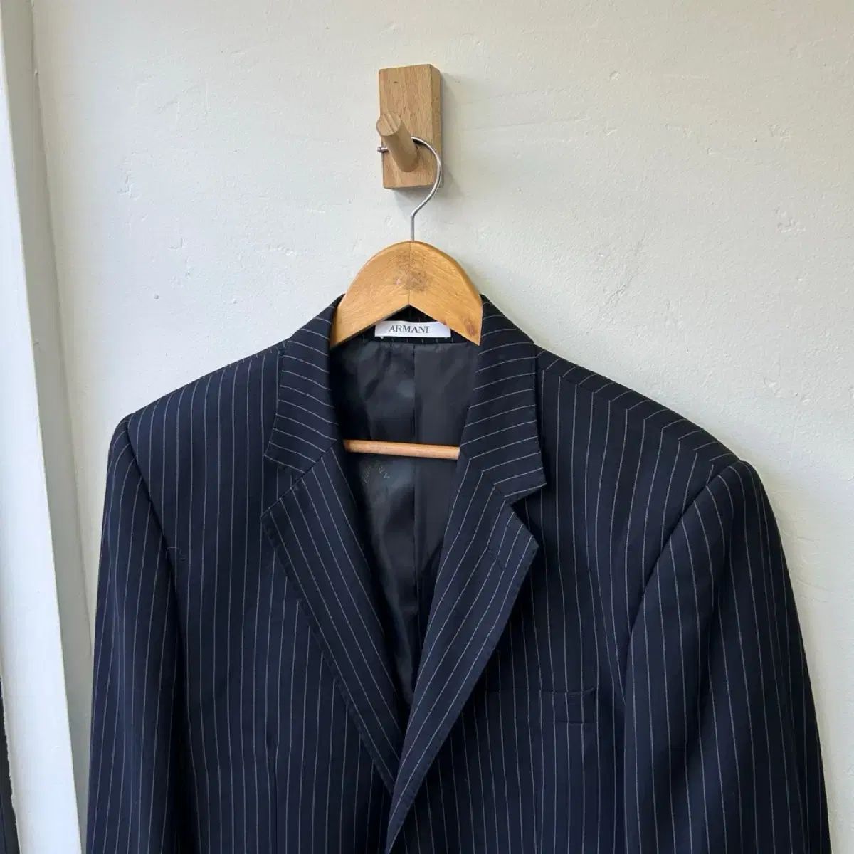 15986 - アルマーニ ストライプ セットアップ スーツ - メルカリ