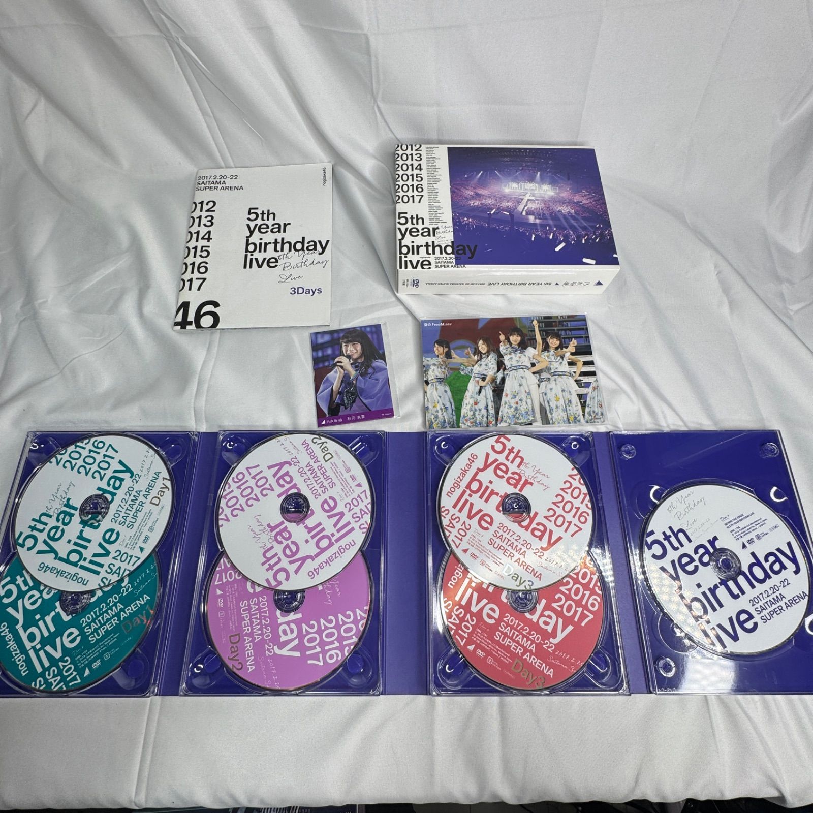 2点セット 乃木坂46 5th DVD & 3rd Blu-ray YEAR BIRTHDAY LIVE 完全