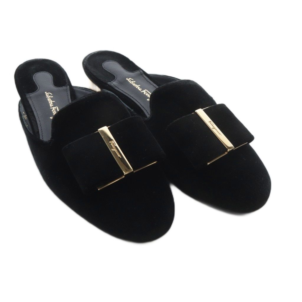 サルヴァトーレフェラガモ Salvatore Ferragamo Sciacca Flower Heel