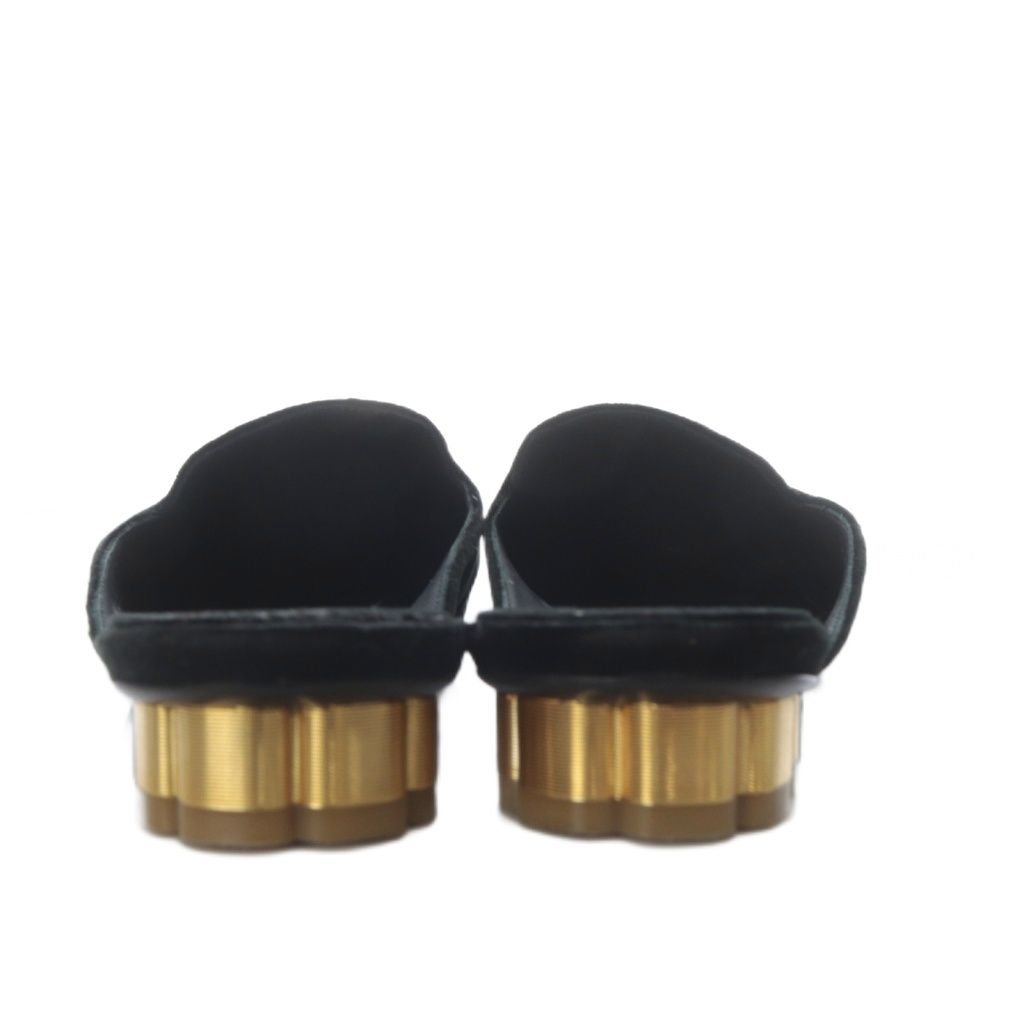 サルヴァトーレフェラガモ Salvatore Ferragamo Sciacca Flower Heel