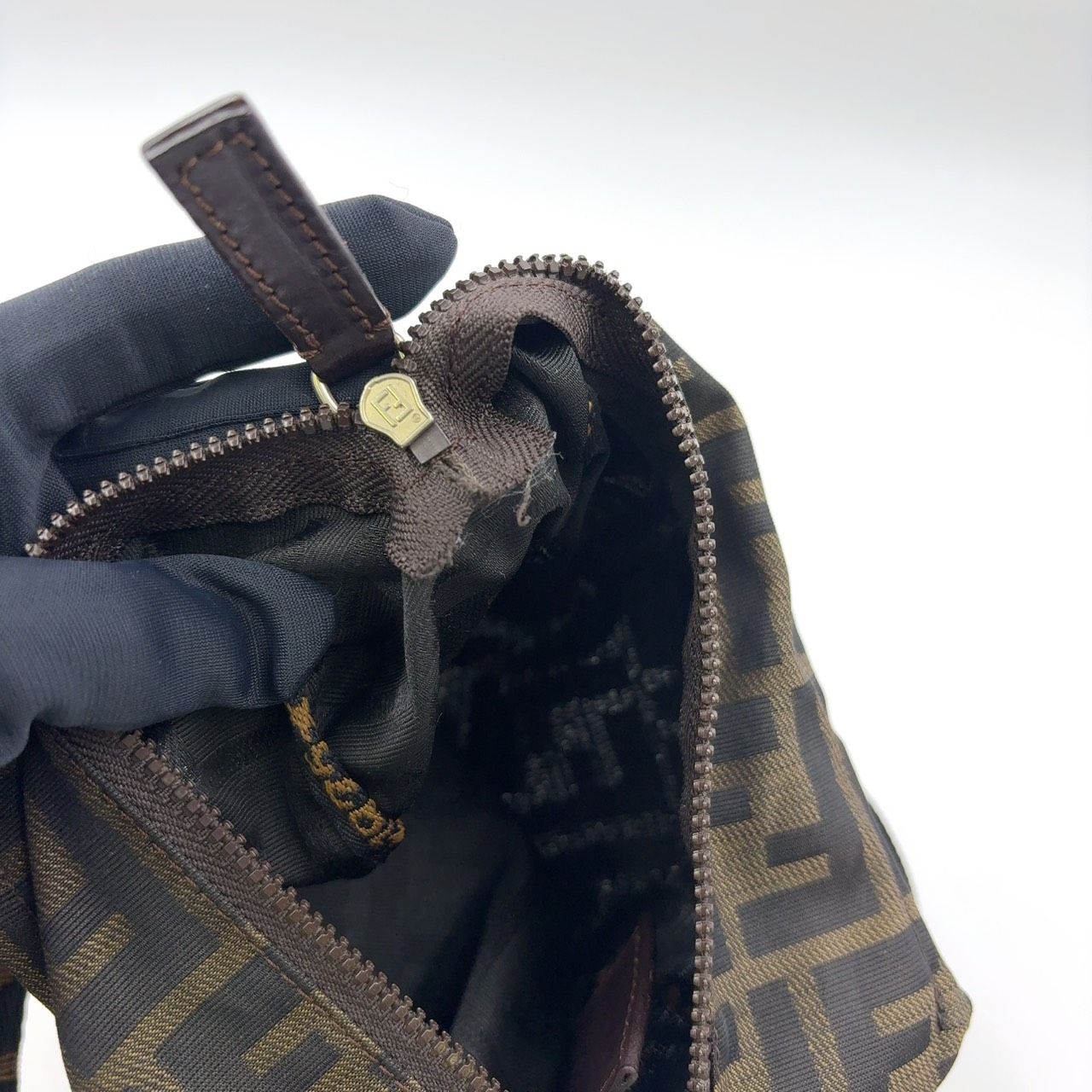 FENDI ズッカ柄 キャンバス ポーチ キャンバス×ナイロン ブラウン