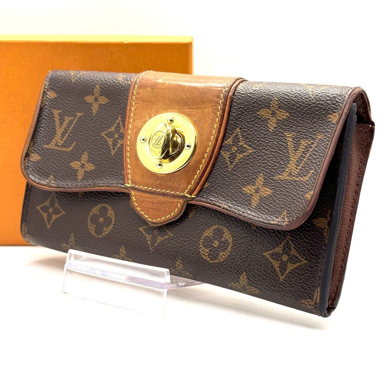 時間を纏う金具財布】 Louis Vuitton 長財布 ポルトフォイユ ボエシ 