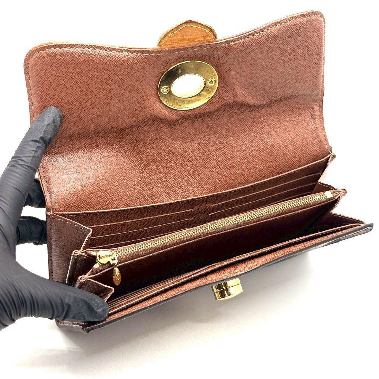 時間を纏う金具財布】 Louis Vuitton 長財布 ポルトフォイユ ボエシ