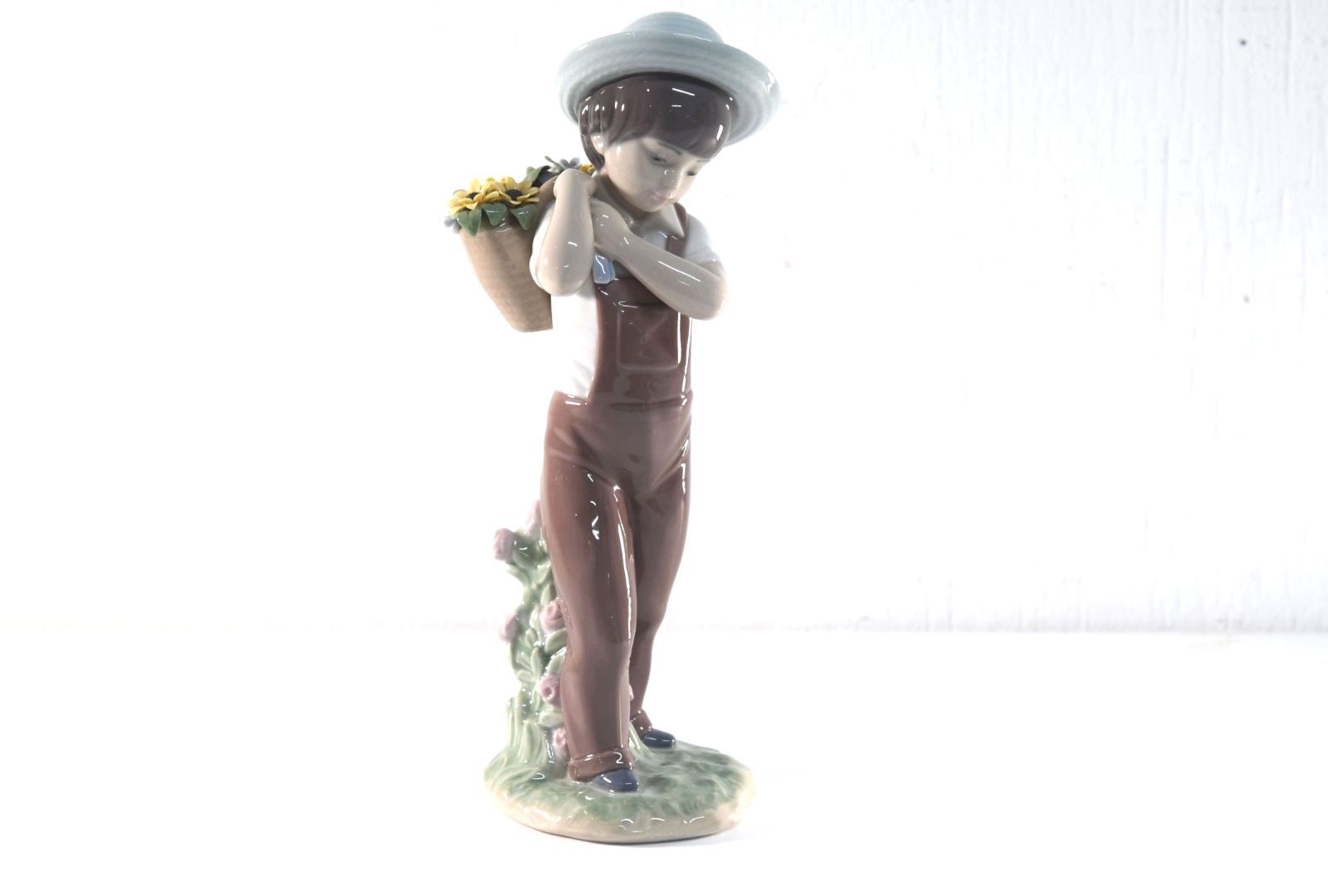 LLADRO リヤドロ フィギュリン 「花かごの少年」 創業604周年記念作品