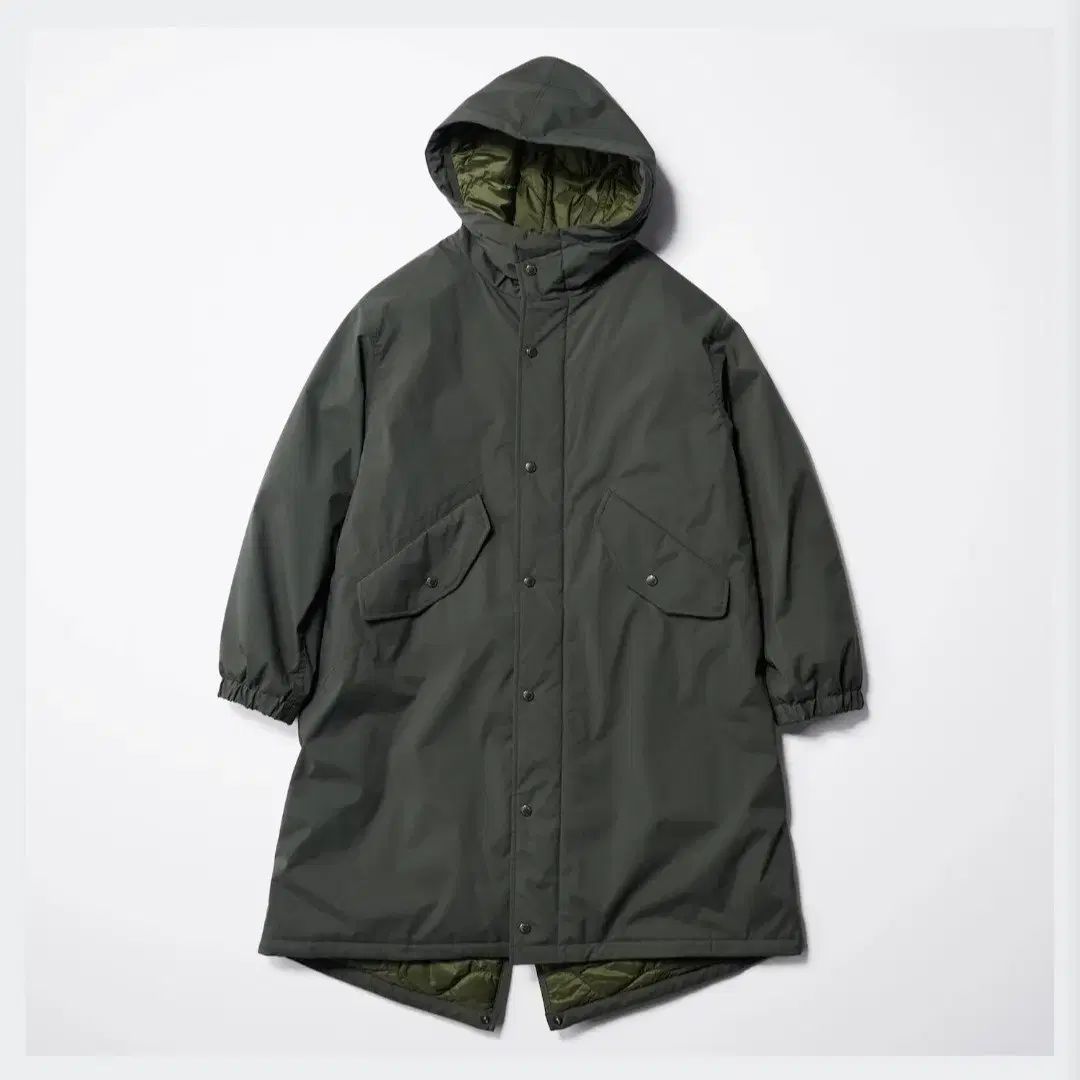 ユニクロ&エンジニアードガーメンツ パフテックフーディッドコート XS グレー ユニクロ エンジニアードガーメンツ パフ テック フーデッド コート