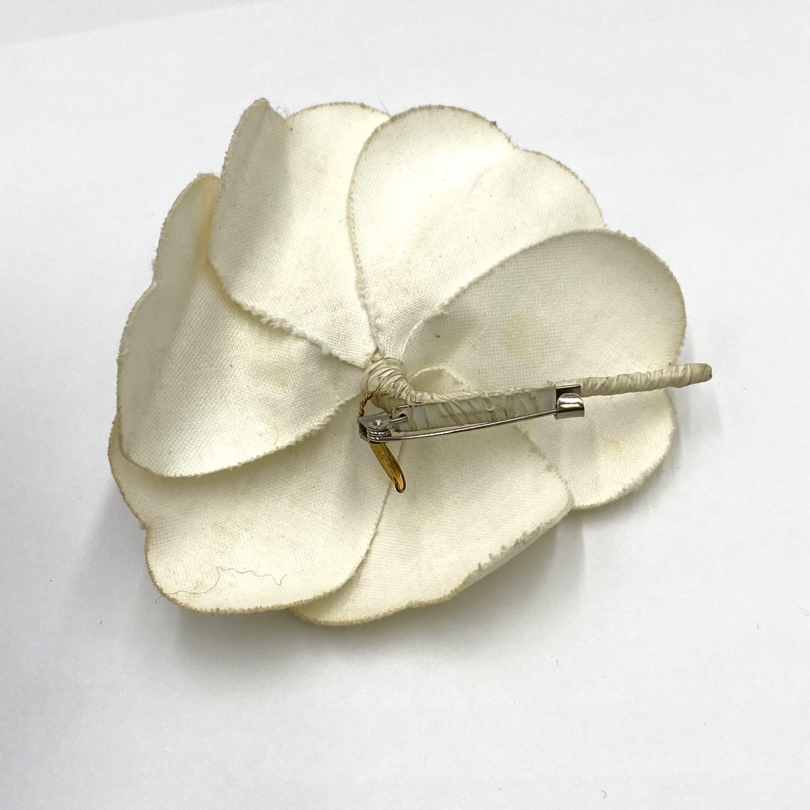 CHANEL シャネル カメリア ブローチ コサージュ バッチ ホワイト 白