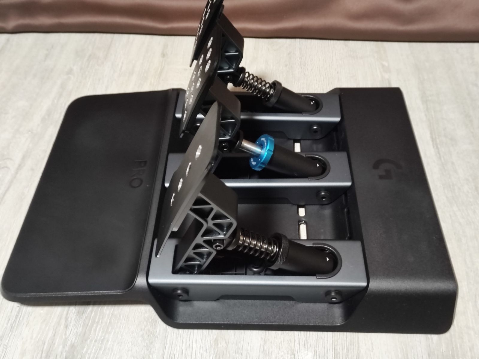 logicool G PRO RACING WHEEL/PEDALS set【中古品】ハンコン - メルカリ
