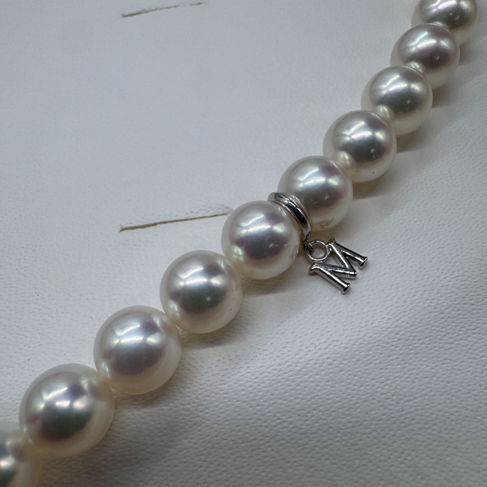 MIKIMOTO ミキモト K18 約8.0-8.5mm珠 Mチャーム テリ◎ アコヤ真珠