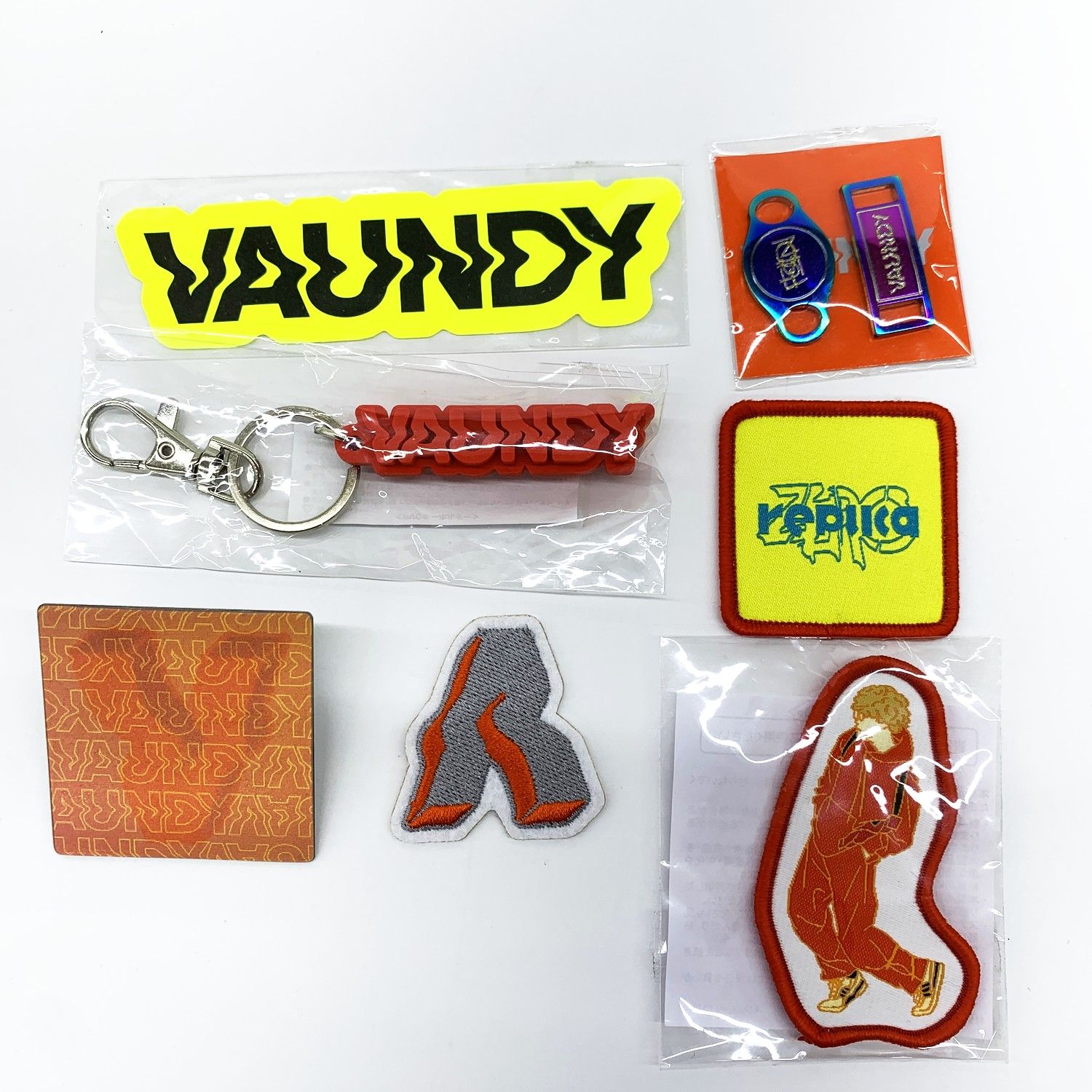 ☆加古川物流】中古 Vaundy FUSION ワッペン ステッカー デュブレ