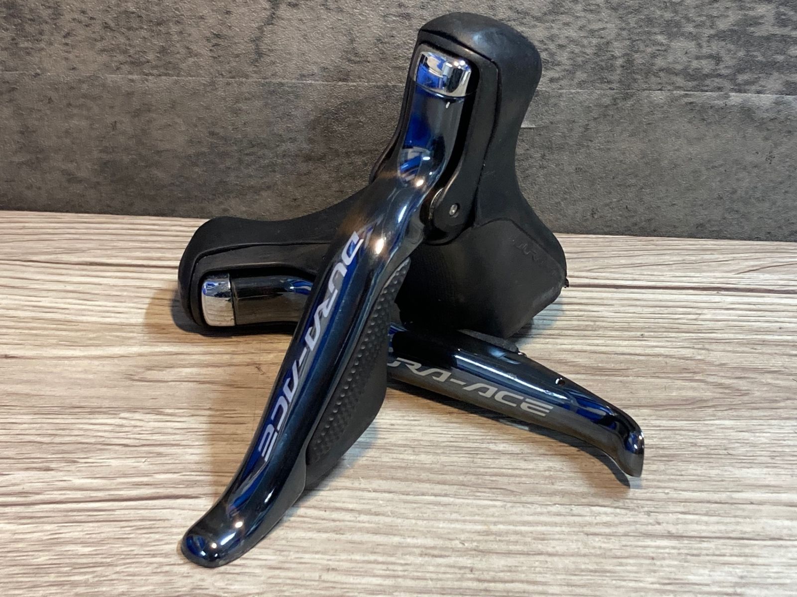 シマノ　デュラエース 9070 di2 stiレバー JU832 シマノ SHIMANO デュラエース DURA-ACE ST-9070 STIレバー Di2