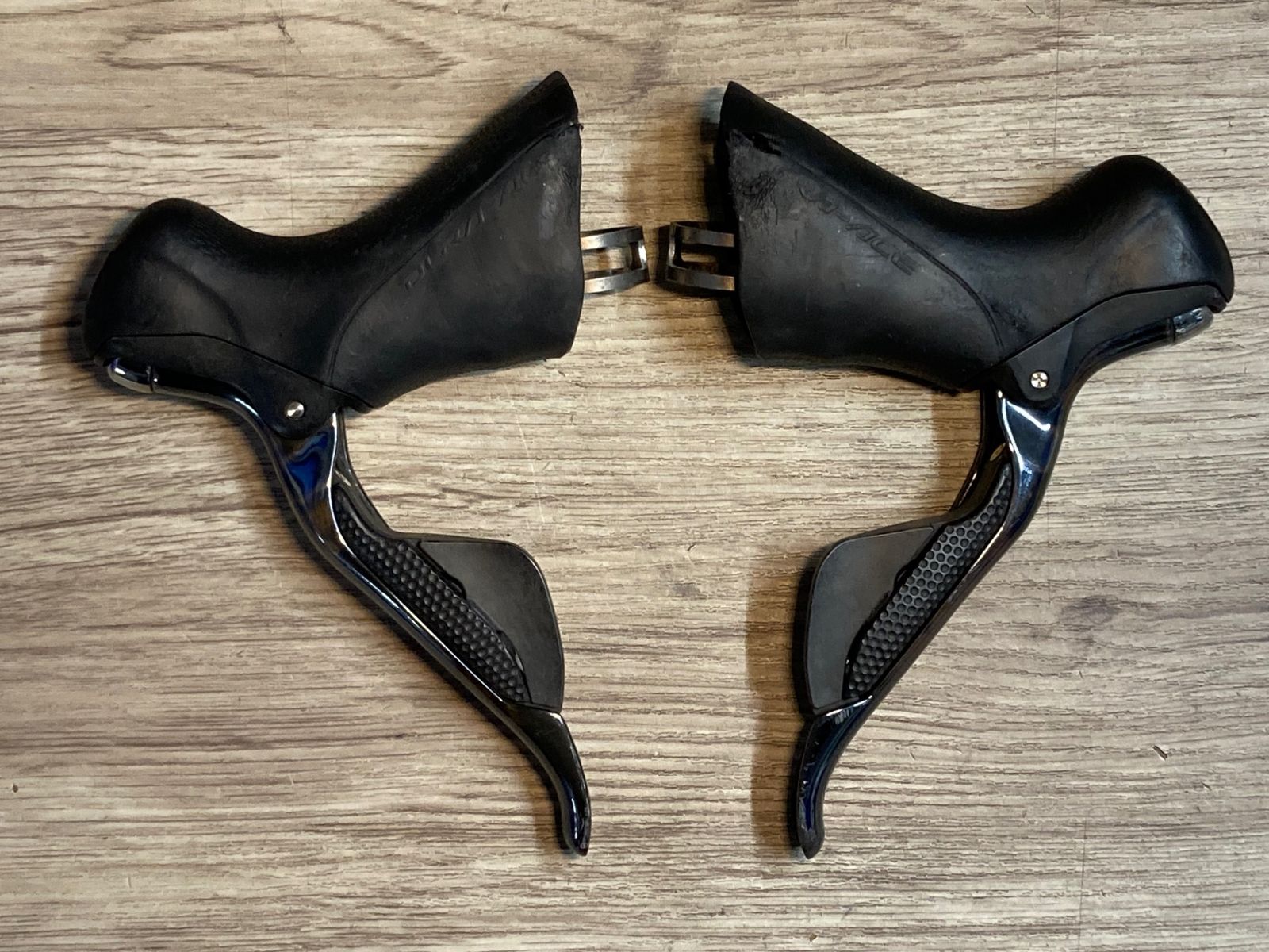 JU832 シマノ SHIMANO デュラエース DURA-ACE ST-9070 STIレバー Di2