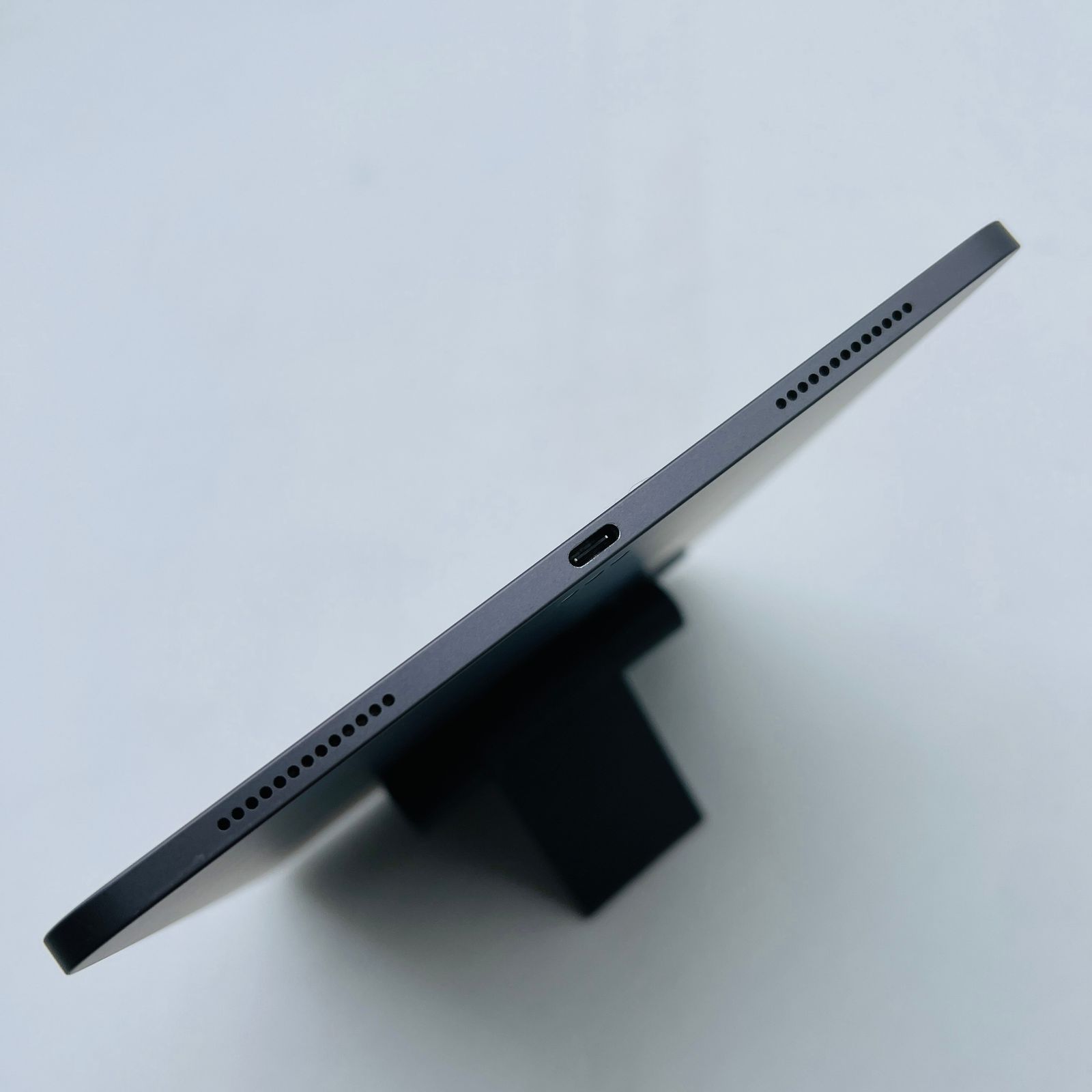 Apple iPad Pro 11インチ 第2世代 Wi-Fi 128GB スペースグレイ FY232J