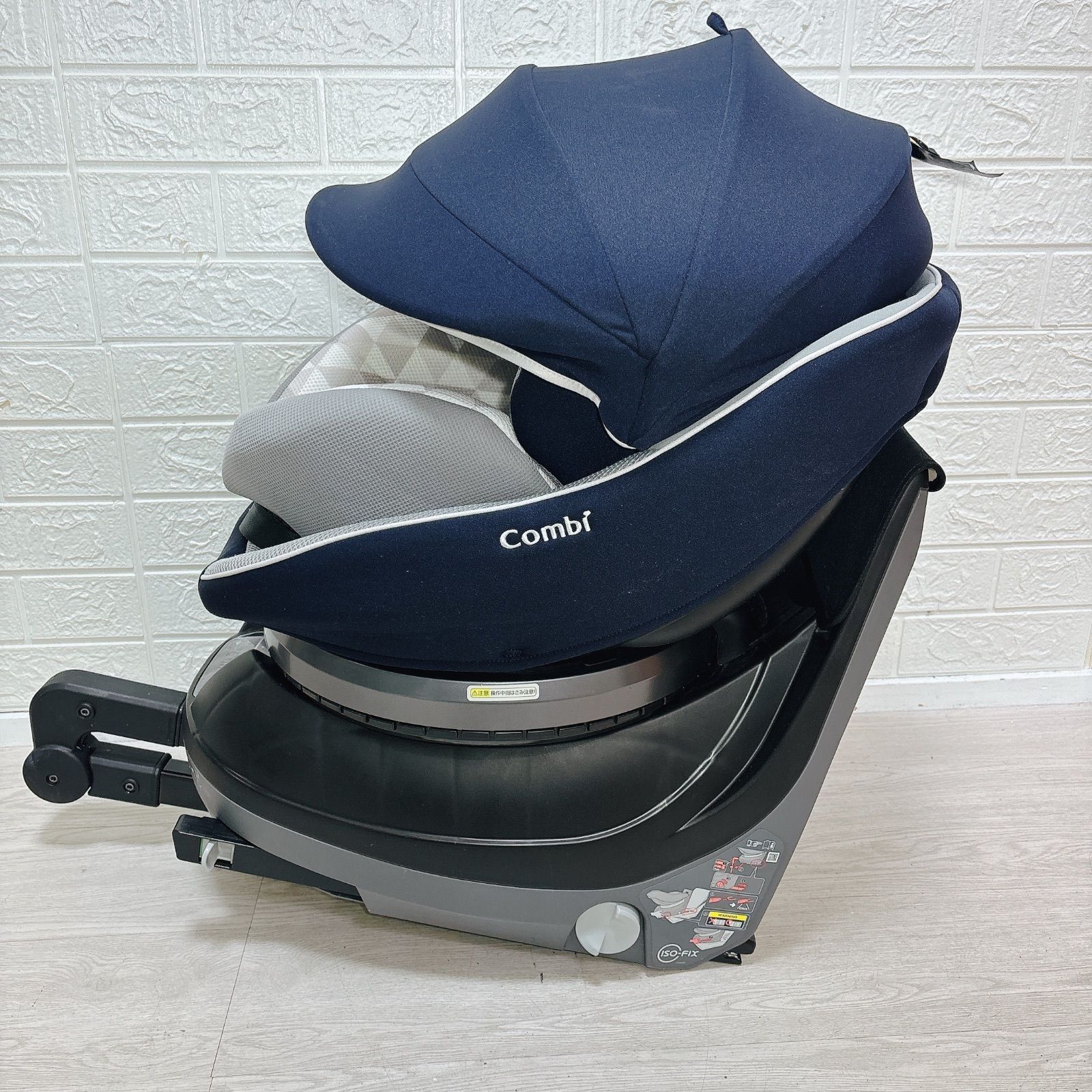 即決 combi コンビ 美品 クルムーヴスマートISOFIX JN-570 ネイビー