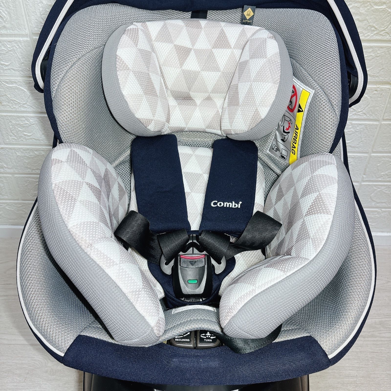 即決 combi コンビ 美品 クルムーヴスマートISOFIX JN-570 ネイビー