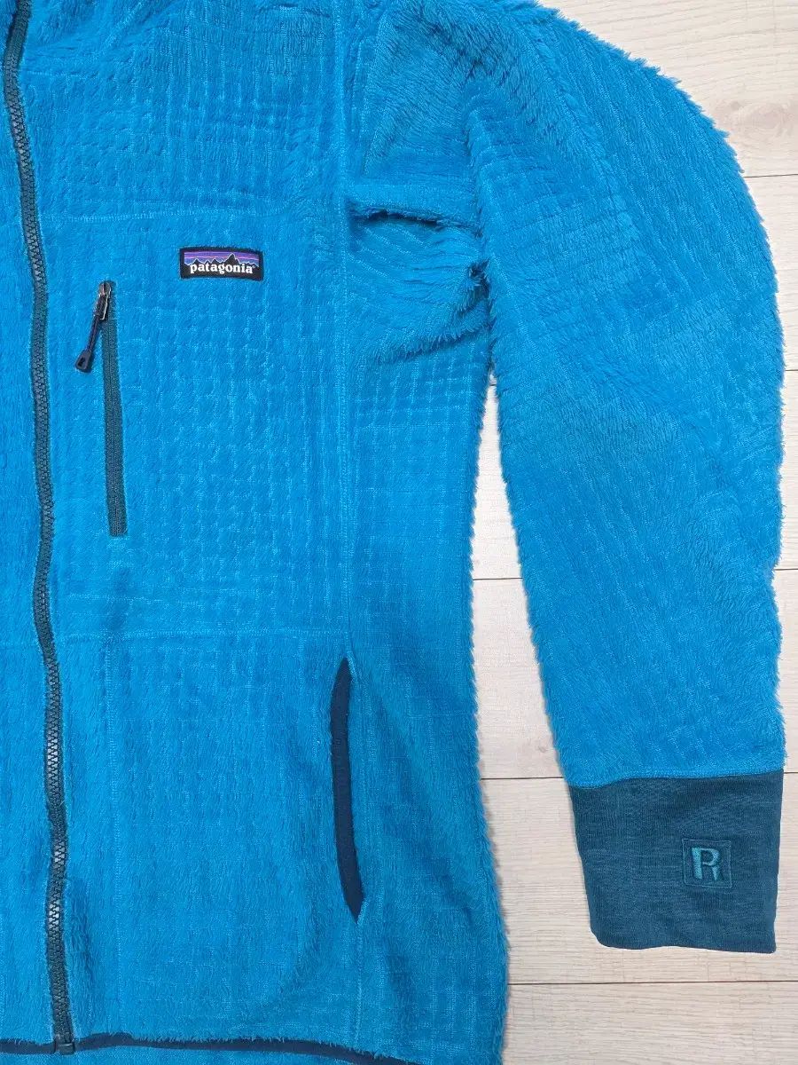 パタゴニア R 3 リバーシブル フリース フーディ ジャケット