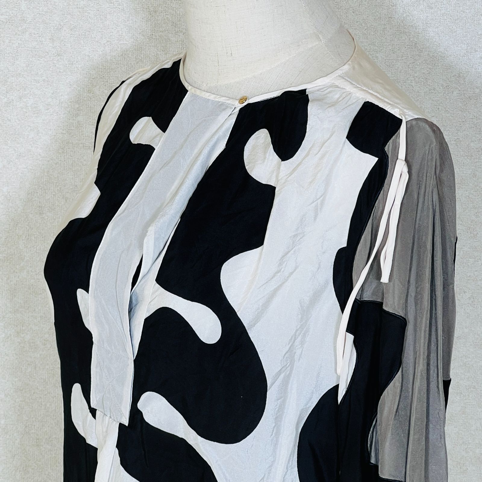 DVF ダイアンフォンファステンバーグ シルク100% ブラウス M 抽象柄