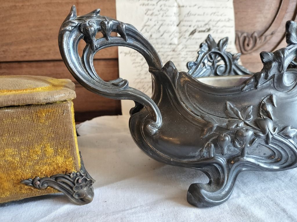 フランス アンティーク すすらん装飾 花入れ ジャルディニエール 1900